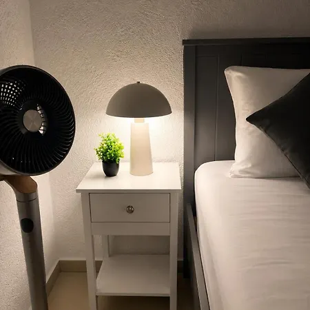 Neu! Fly & Frankfurt Airport Kelsterbach